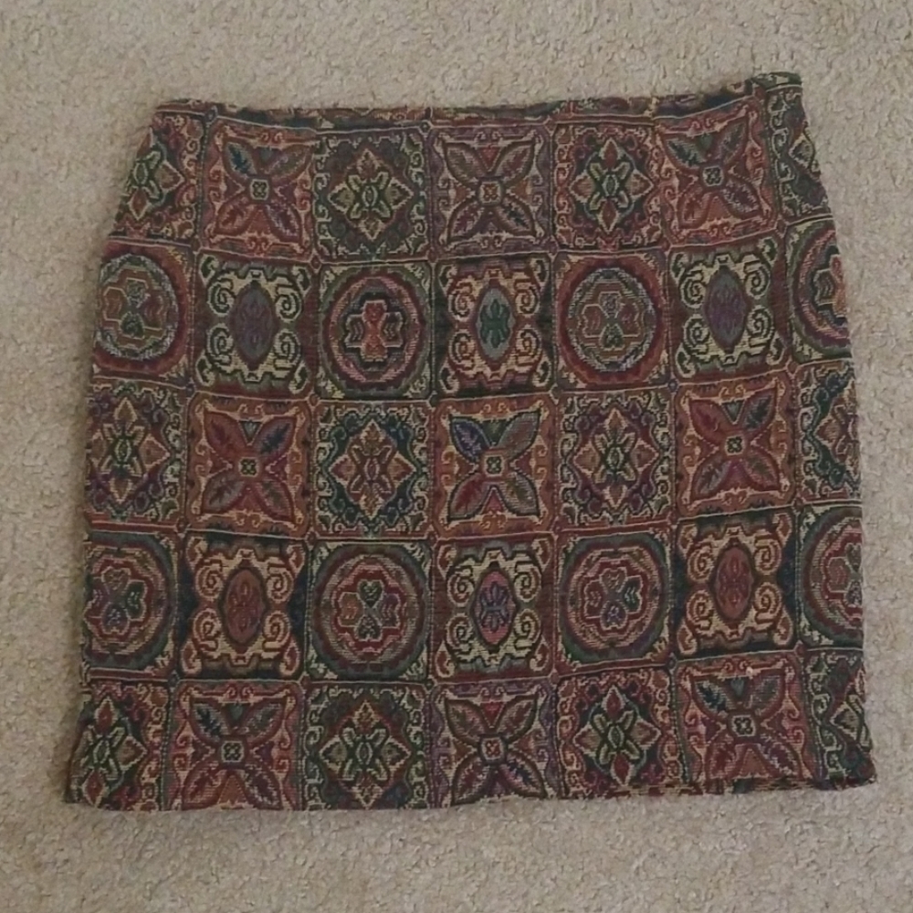 Forever 21 Brocade Skirt- Size S